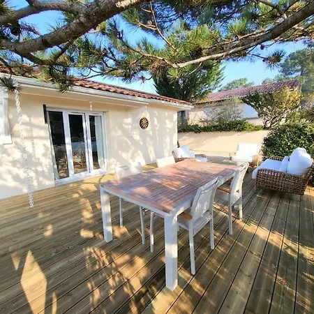 Jolie Maison 3 - Jardin Prive - Bassin D'arcachon Дом отдыха Ла-Тест-де-Бюш